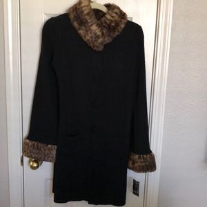 Faux fur trimmed blk cardigan sweater
